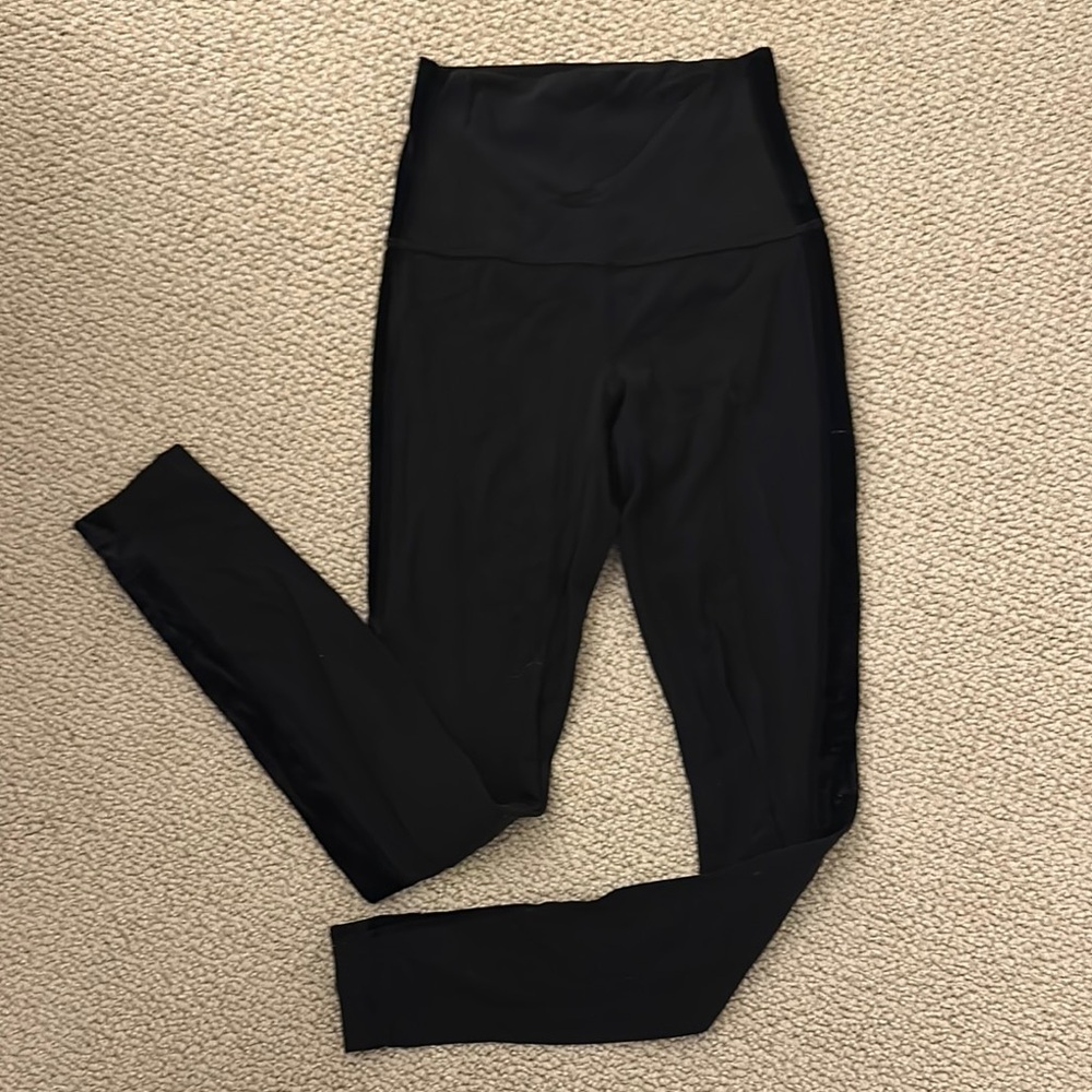 Lululemon black leggings